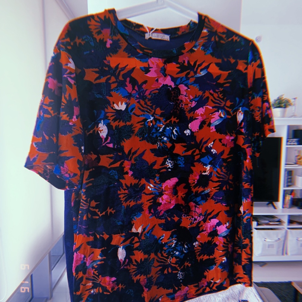 Velvet tee